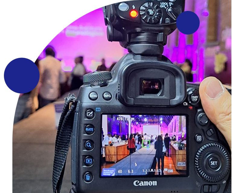 Plataforma ON-Connect – Ativações e atrações para eventos com Fotografia Profissional enviadas via WhatsApp – Expressão Studio